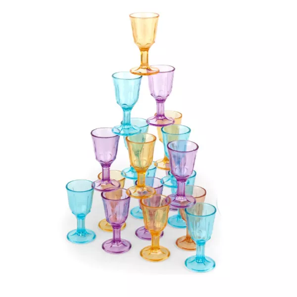 Սեղանի խաղ՝ «Բաժակներով աշտարակ»